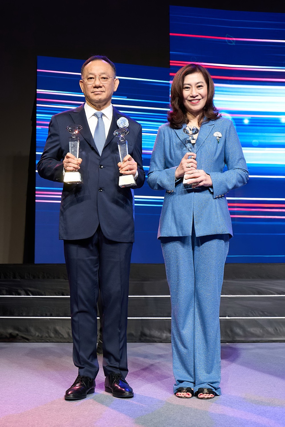 ไทยประกันชีวิต คว้า 3 รางวัลอันทรงเกียรติ จาก คปภ.ตอกย้ำความเป็นผู้นำธุรกิจประกันชีวิตไทย