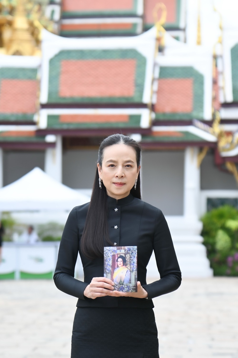 เมืองไทยประกันภัย เข้าถวายสักการะพระบรมศพ และลงนามถวายความอาลัยหน้าพระฉายาลักษณ์ สมเด็จพระนางเจ้าสิริกิติ์ พระบรมราชินีนาถ พระบรมราชชนนีพันปีหลวง