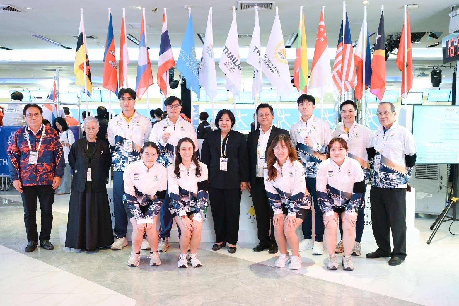 กปน. มอบเหรียญรางวัลการแข่งขันกีฬาโบว์ลิ่ง กีฬาซีเกมส์ ครั้งที่ 33