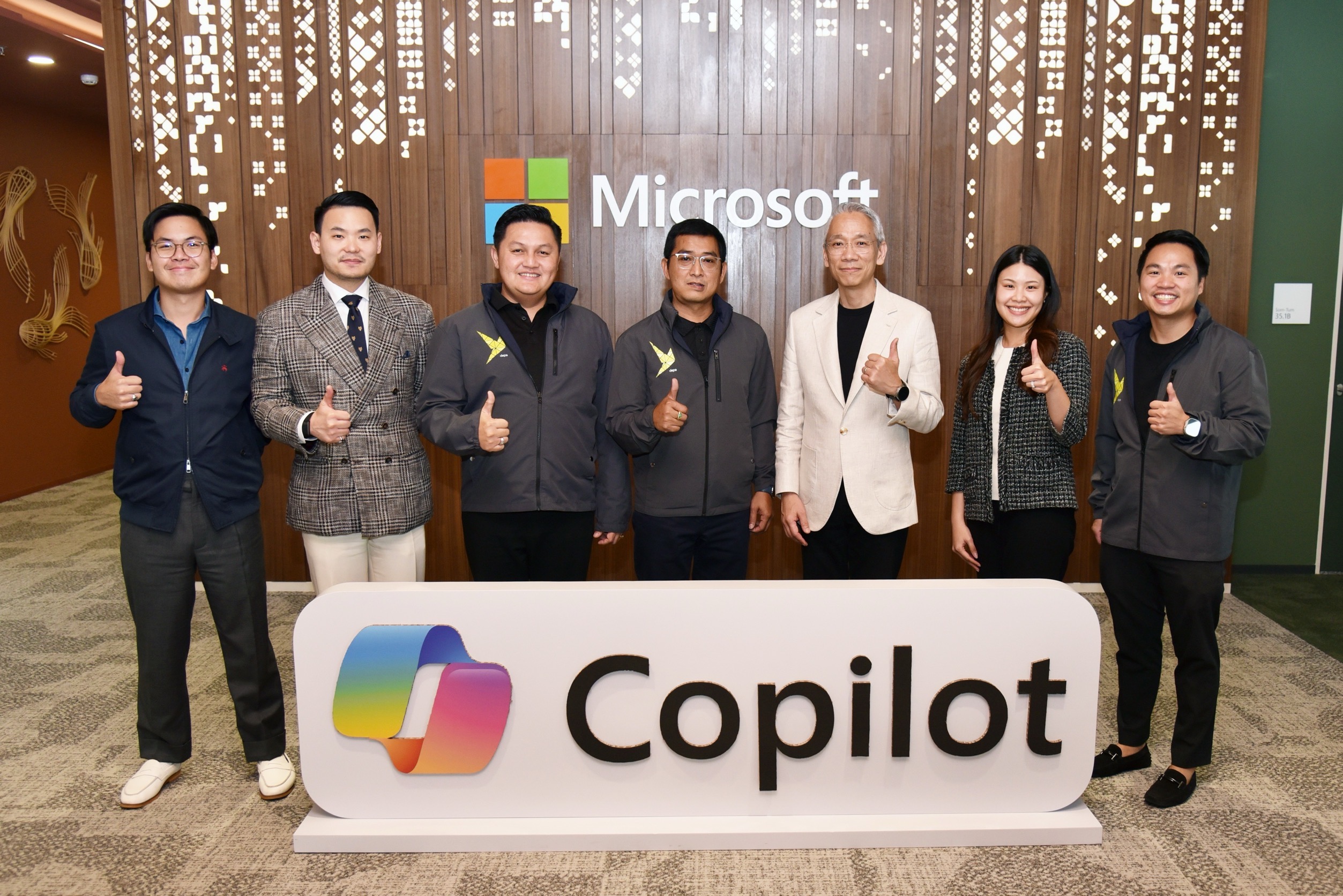 คณะผู้บริหารDigital Jumpstart รุ่น 3 ศึกษาดูงาน Microsoft