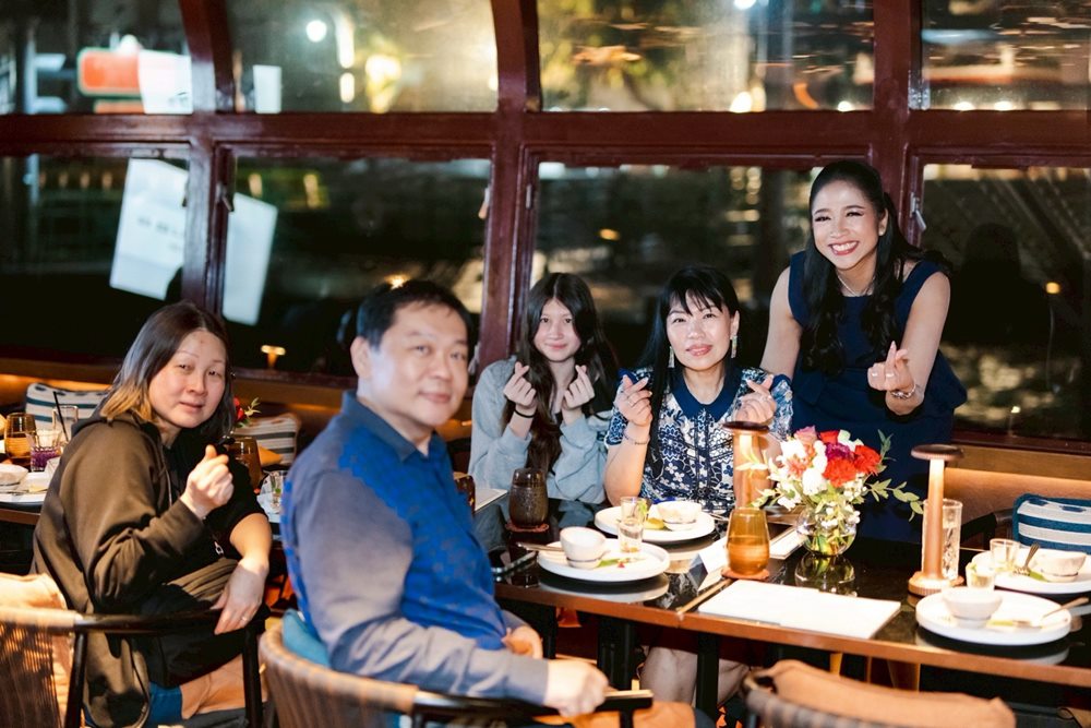 ชับบ์ ไลฟ์ ประกันชีวิต พาลูกค้าเปิดประสบการณ์สุดเอ็กซ์คลูซีฟส่งท้ายปี “Zenith Twilight Saffron Cruise by Chubb Life”