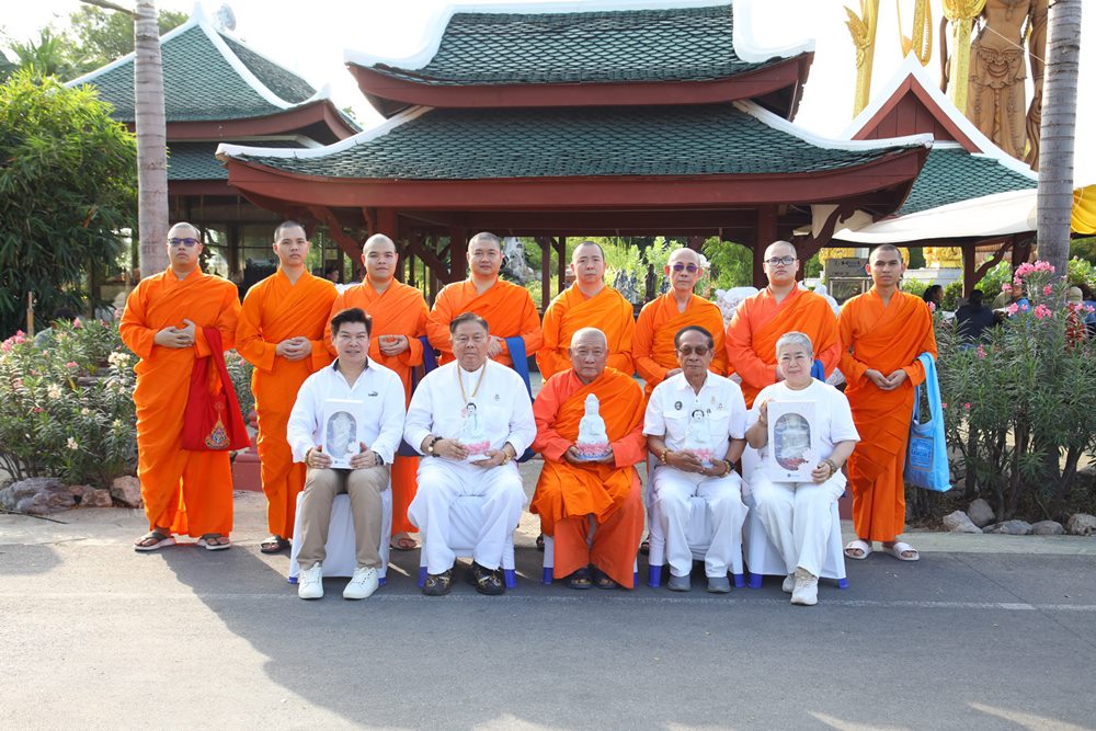 วิริยะประกันภัย – เมืองโบราณ ร่วมพิธีพุทธาภิเษกเจ้าแม่กวนอิม 1,896 องค์ เพื่อความเป็นสิริมงคล