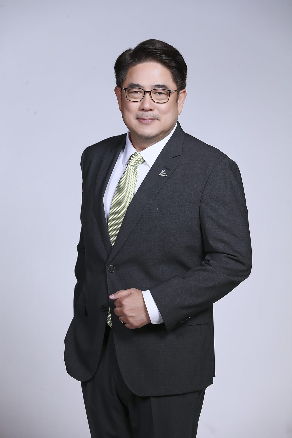 เดอะวิสดอมกสิกรไทย* พลิกโฉมประสบการณ์ใหม่ของลูกค้ากลุ่มเวลธ์ เปิดตัวบัตรเดอะวิสดอม 4 รูปแบบพร้อมดีไซน์ใหม่ ในคอนเซปต์ “Your New WISDOM Journey ให้ความสำเร็จไปต่อในทุกมิติของชีวิต”