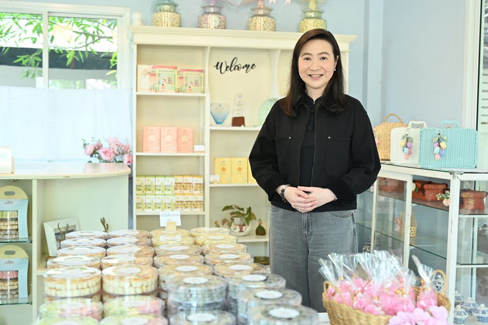 “ดีพร้อม”เดินหน้า“DIPROM FLEXi”พลิกโฉมขนมเมืองเพชรบุรี พลิกโฉมขนมหนุนใช้นวัตกรรม-ระบบตรวจสอบย้อนกลับ ยกระดับเอสเอ็มอีสู่ตลาดโลก