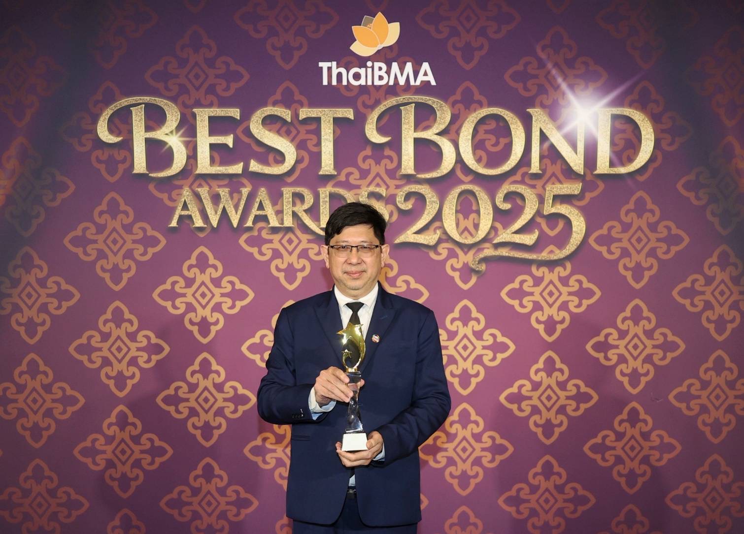 ออมสิน ครองแชมป์ 5 ปีซ้อน รางวัล Best SOEs Bond Contributor