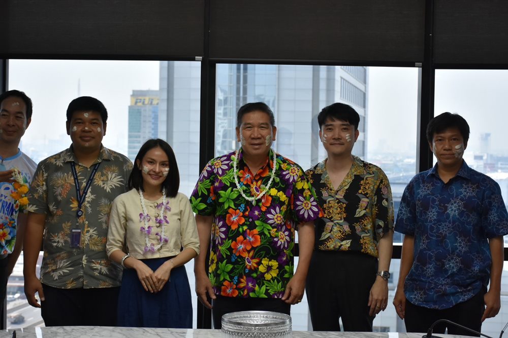 กองทุนประกันวินาศภัย จัดพิธีรดน้ำดำหัวผู้ใหญ่ เนื่องในเทศกาลสงกรานต์ ประจำปี 2569