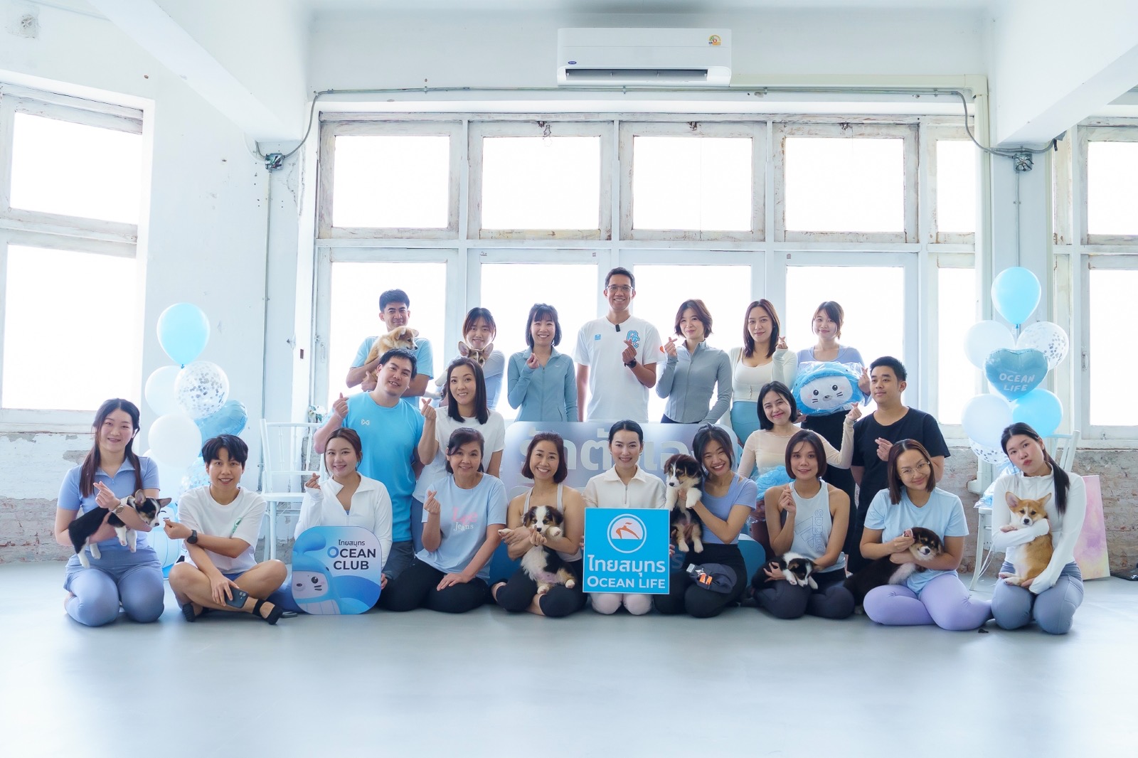OCEAN LIFE ไทยสมุทรประกันชีวิต ชวนลูกค้าเปิดประสบการณ์ ‘Puppy Yoga’ สุดเอ็กซ์คลูซีฟ รับพลังบวกในเวิร์กชอปโยคะกับน้องสุนัขตัวโปรด