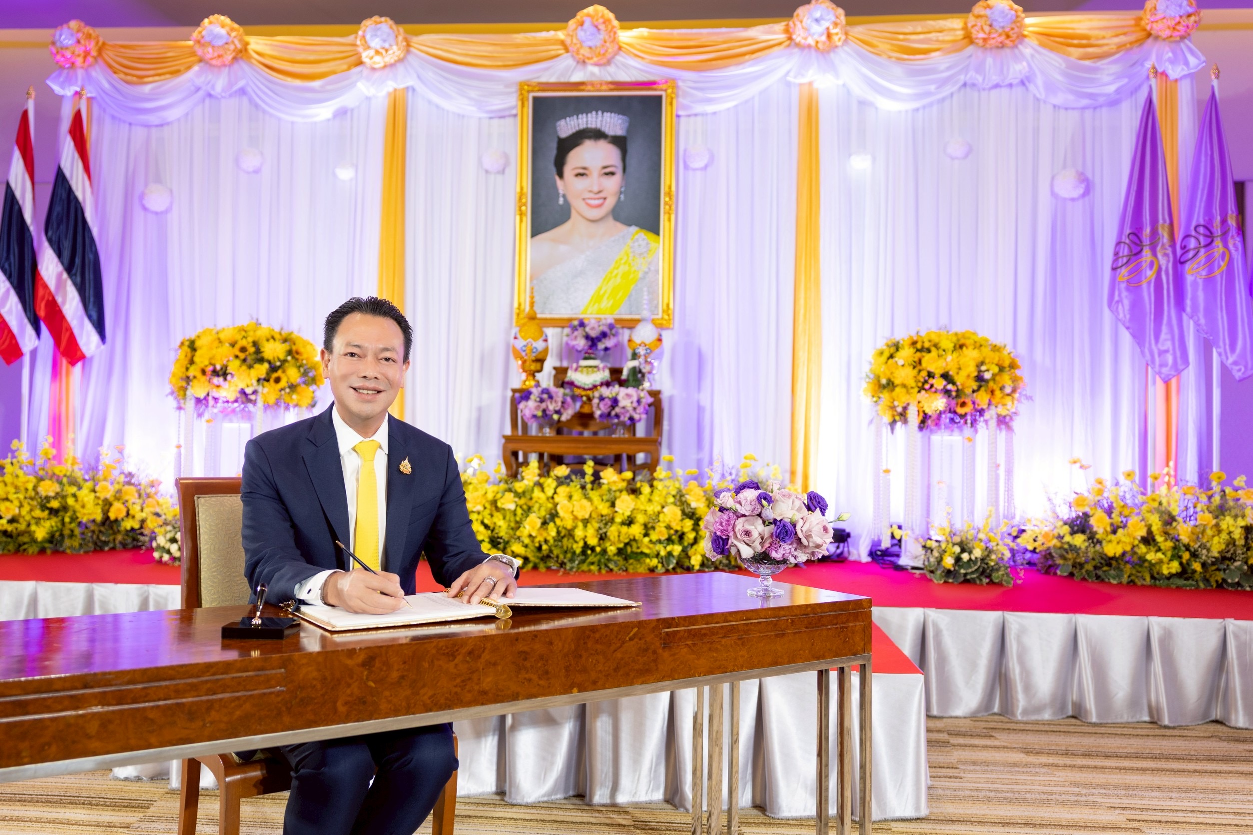BAM จัดพิธีถวายพระพรชัยมงคล และลงนามถวายพระพร สมเด็จพระนางเจ้าฯ พระบรมราชินี เนื่องในโอกาสมหามงคลเฉลิมพระชนมพรรษา 4 รอบ 3 มิถุนายน 2569