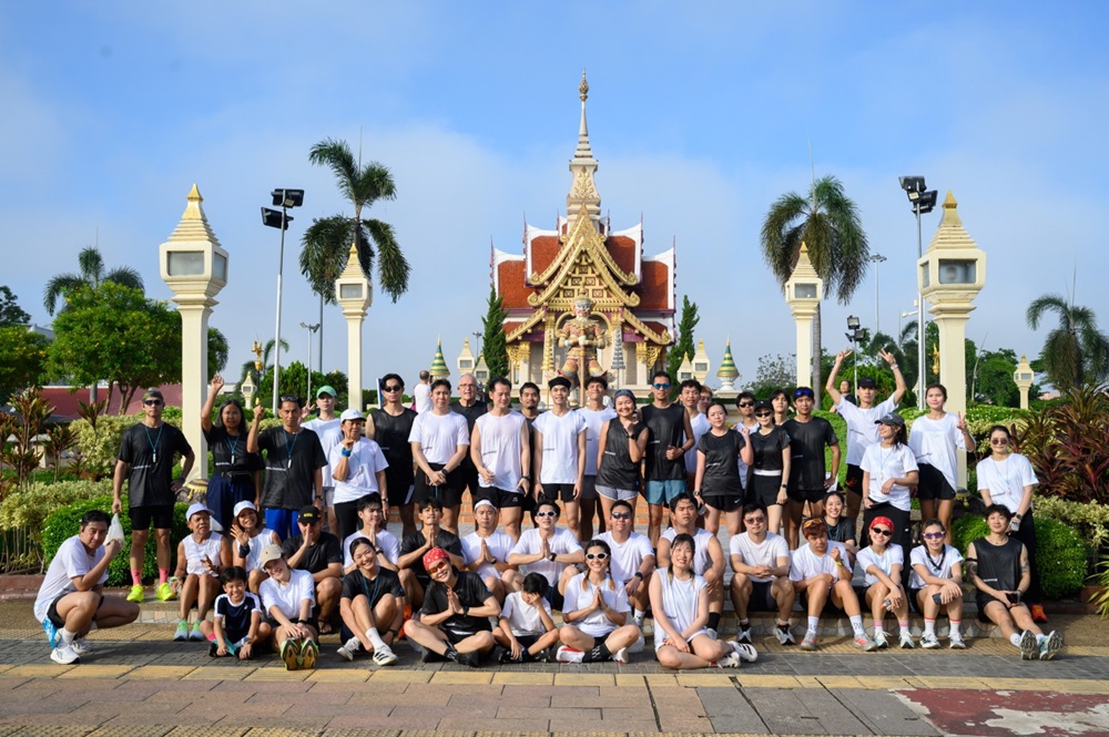 OCEAN LIFE ไทยสมุทรประกันชีวิต แท็กทีม ‘41000 RUNCLUB’ จ.อุดรธานี ชวนสายวิ่งสตาร์ทความสนุก เติมพลังความรัก ปลุกความฟิตรับอรุณ