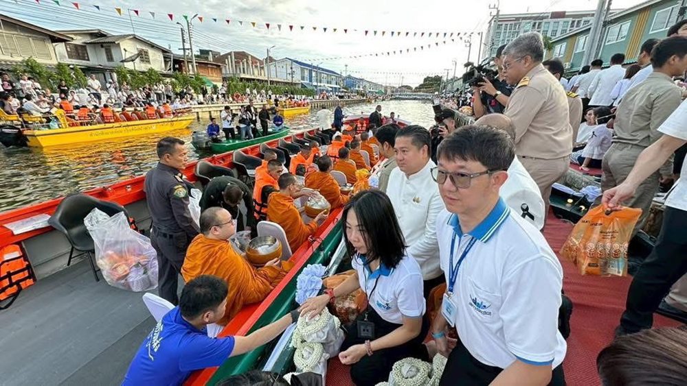 กปน.ร่วมกิจกรรมพัฒนาคุณภาพชีวิตชุมชนริมคลองเปรมประชากร เฉลิมพระเกียรติสมเด็จพระนางเจ้าฯ พระบรมราชินี พร้อมสนับสนุนรถน้ำดื่มเย็นบริการประชาชน