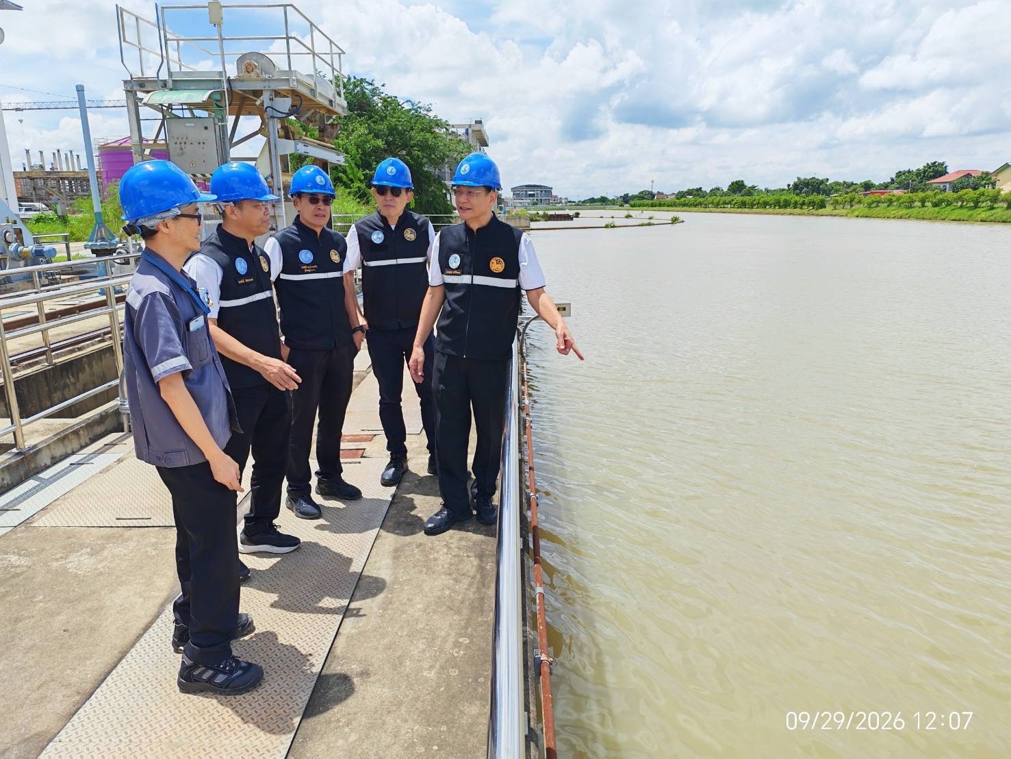 กปน.ลงพื้นที่ตรวจโรงงานผลิตน้ำมหาสวัสดิ์ เตรียมพร้อมเฝ้าระวังและป้องกันน้ำท่วม