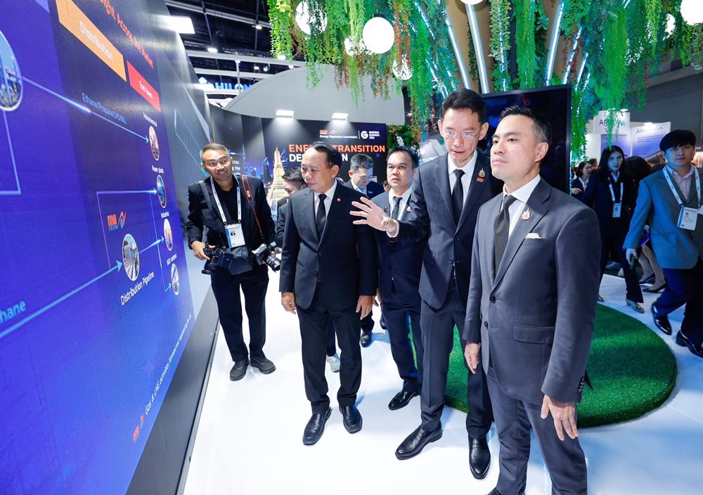 รมว.พลังงาน เยี่ยมบูธ กกพ.ใน Gastech 2026 ชู “จุดหมายเปลี่ยนผ่านพลังงานไทย” สร้างความเชื่อมั่นรับการลงทุน