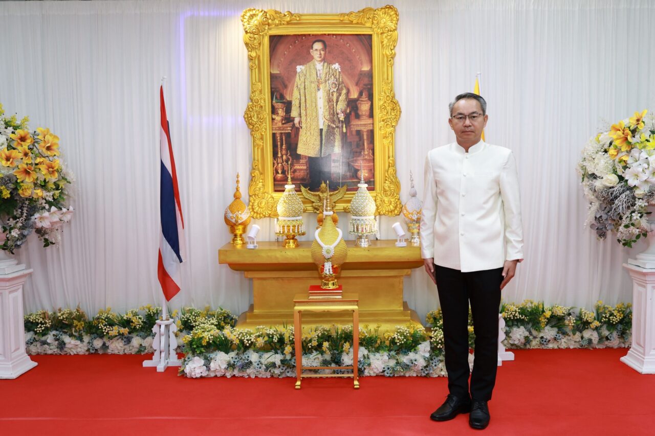 SME D Bank จัดกิจกรรมทำบุญตักบาตรพระสงฆ์ ถวายเป็นพระราชกุศล เนื่องในวันนวมินทรมหาราช 13 ตุลาคม