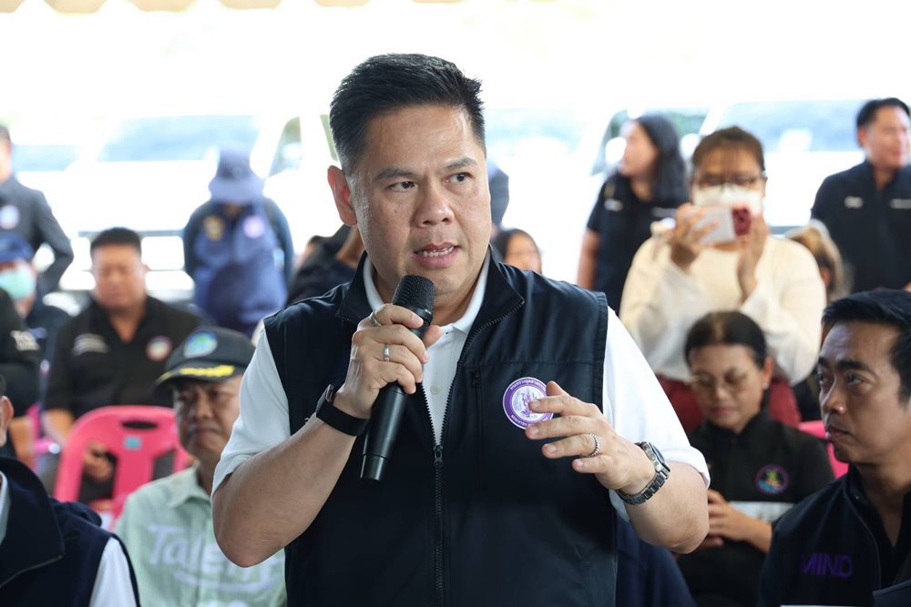 “วราวุธ”ลงพื้นที่ปราจีนฯ จี้แก้คราบน้ำมันรั่ว กำชับ ก.อุตฯ ลุยร่วมทุกฝ่าย-เยียวยาชาวบ้าน